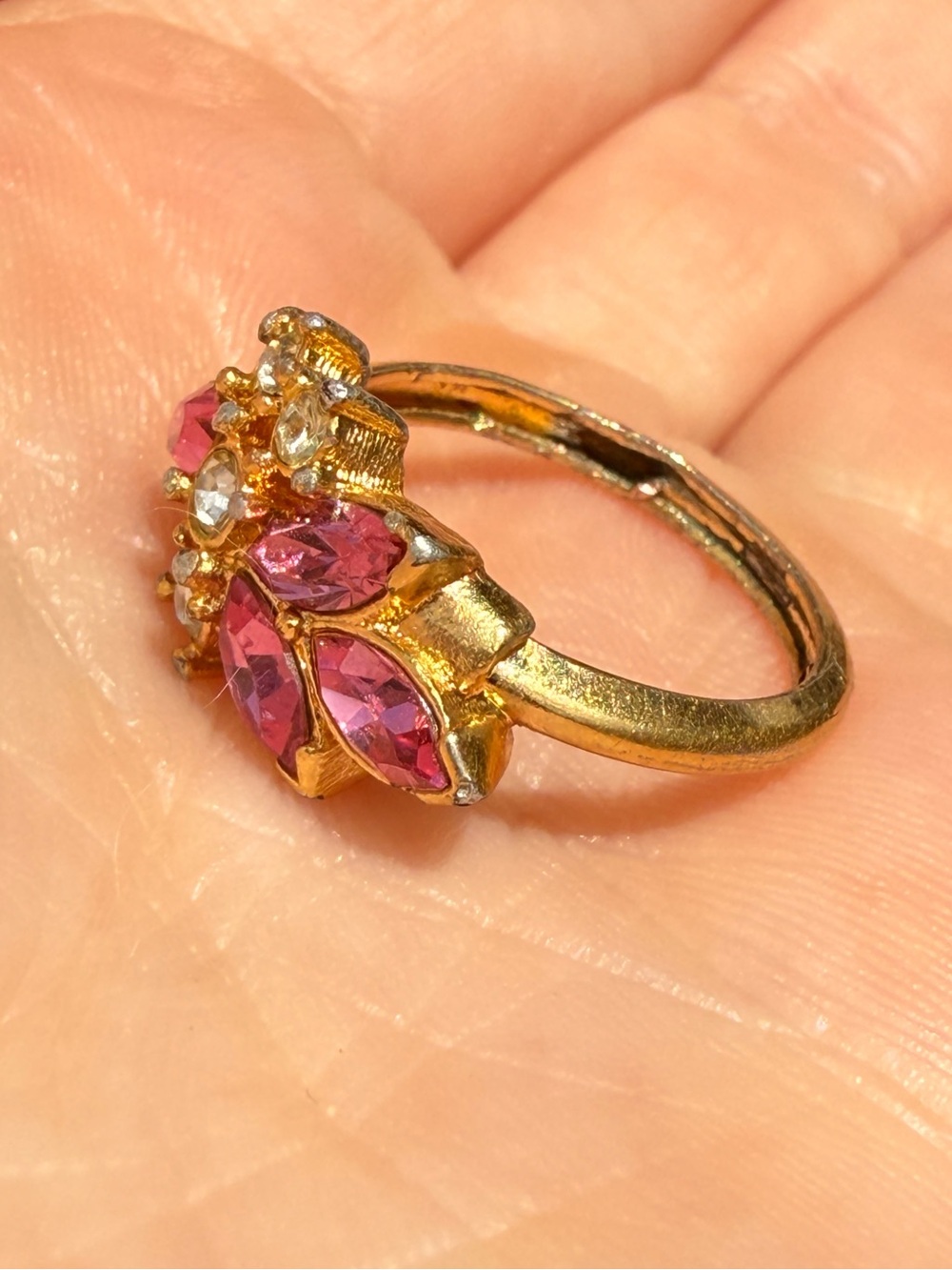 Vintage Signed Avon Pink Champagne Rhinestone Cluster Ring Gold Tone Size 5.75 - Picture 4 of 6